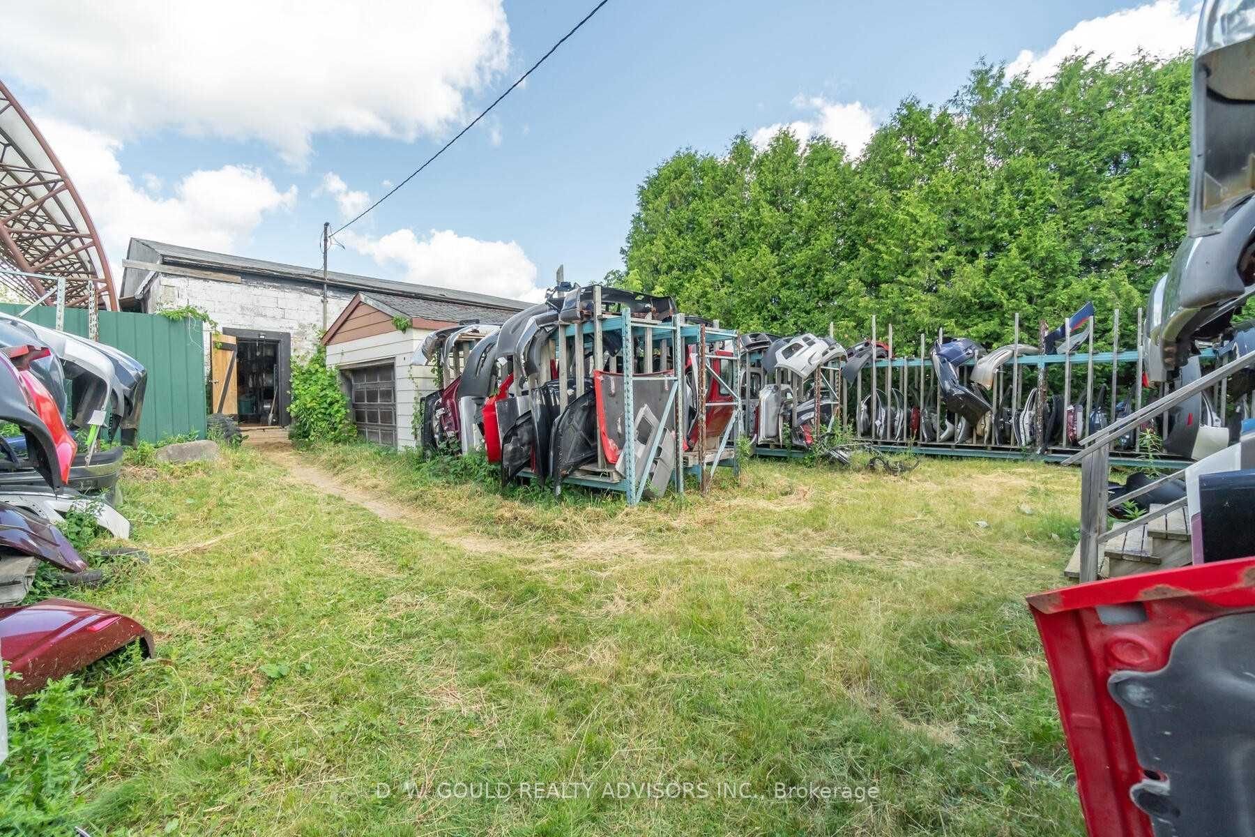 9572 Sideroad 17 Road Property Photo 6