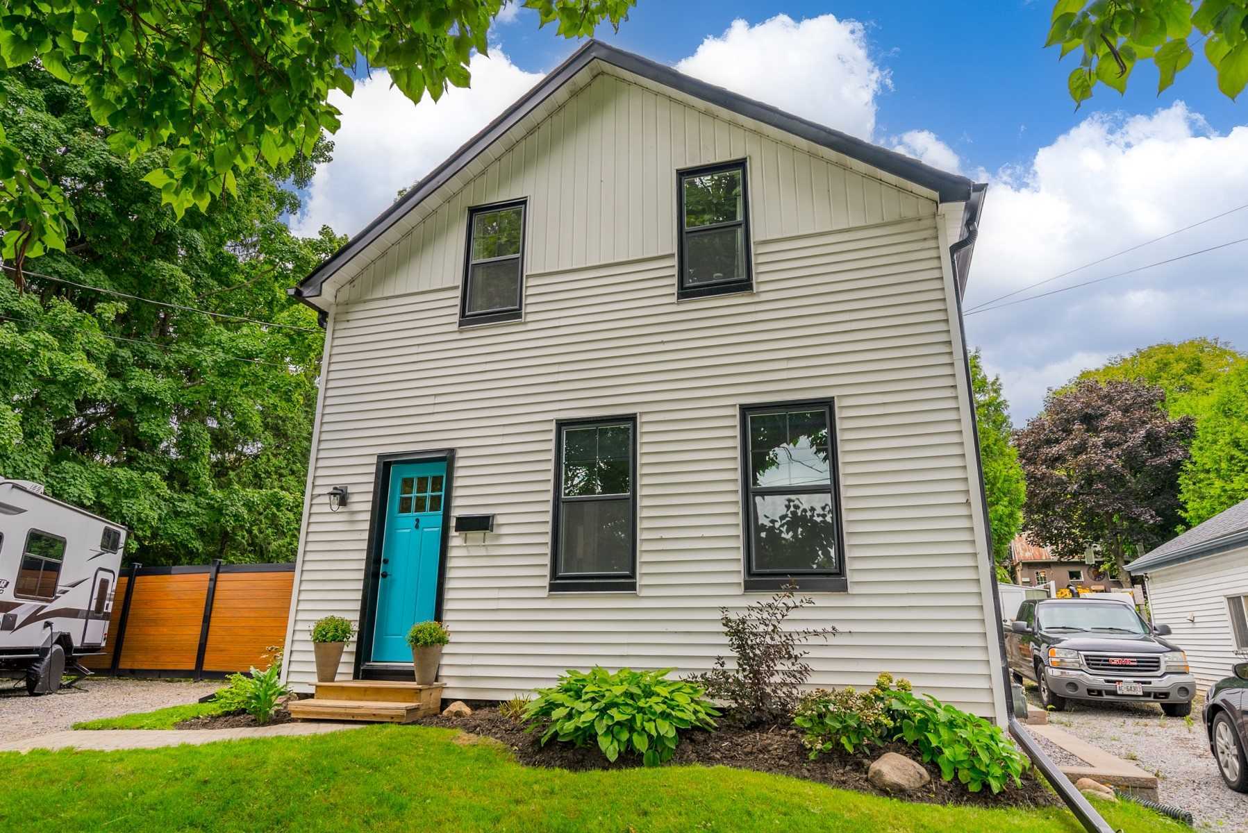 2 Chestnut Hill Property Photo 1