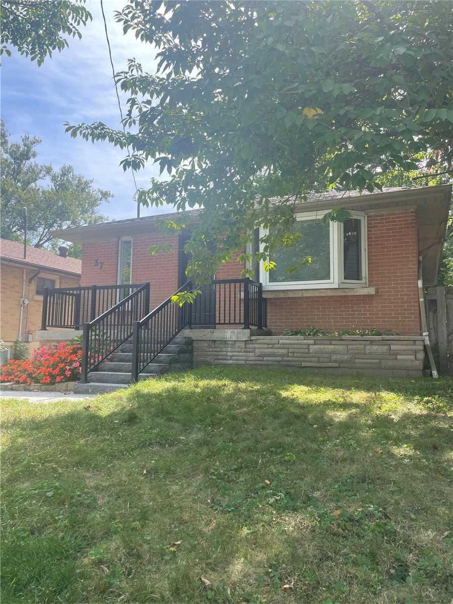 37 Harold St Property Photo 1