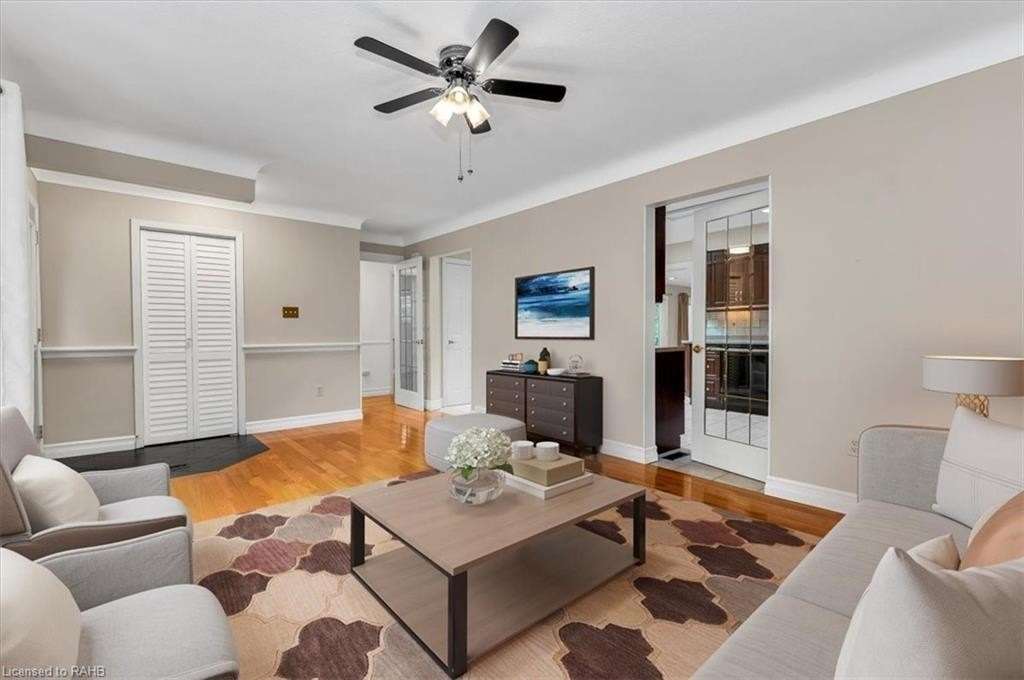 29 Prince Charles Dr Property Photo 7
