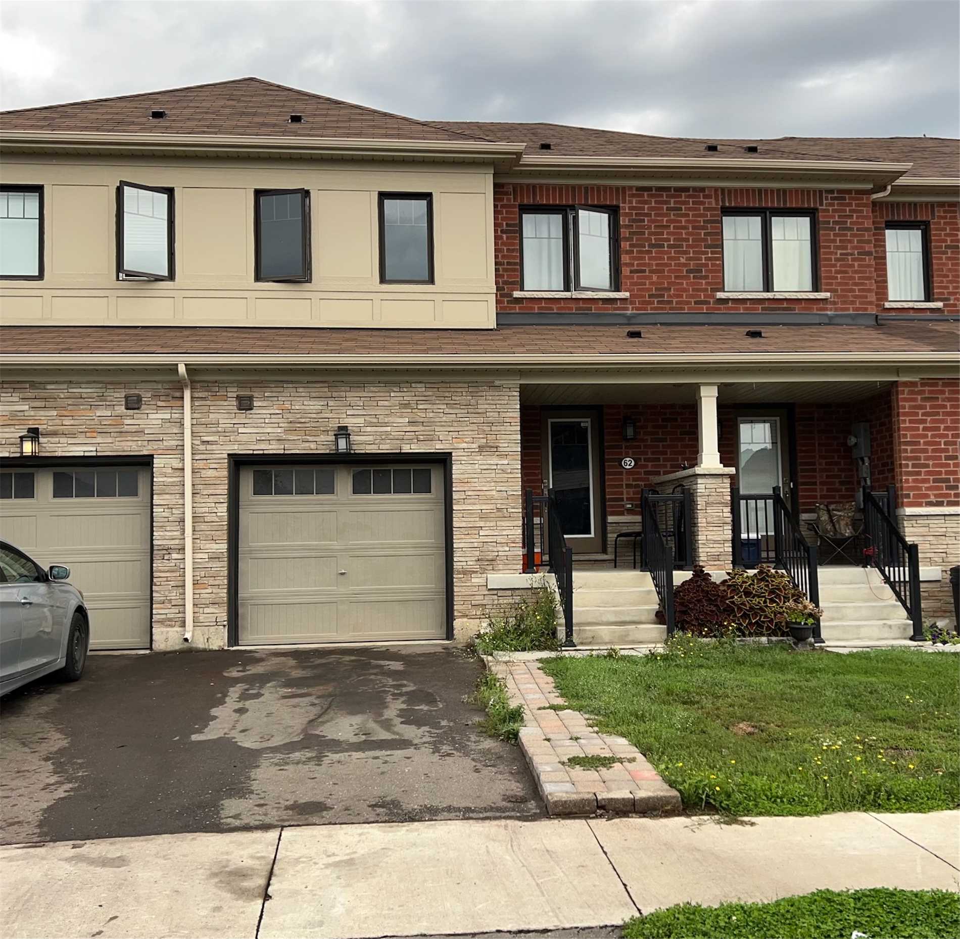 62 Pagebrook Cres Property Photo 1