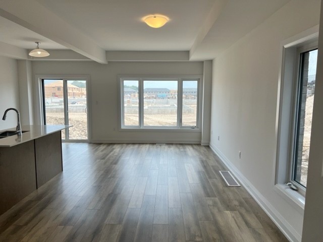 205 Longboat Run Property Photo 1