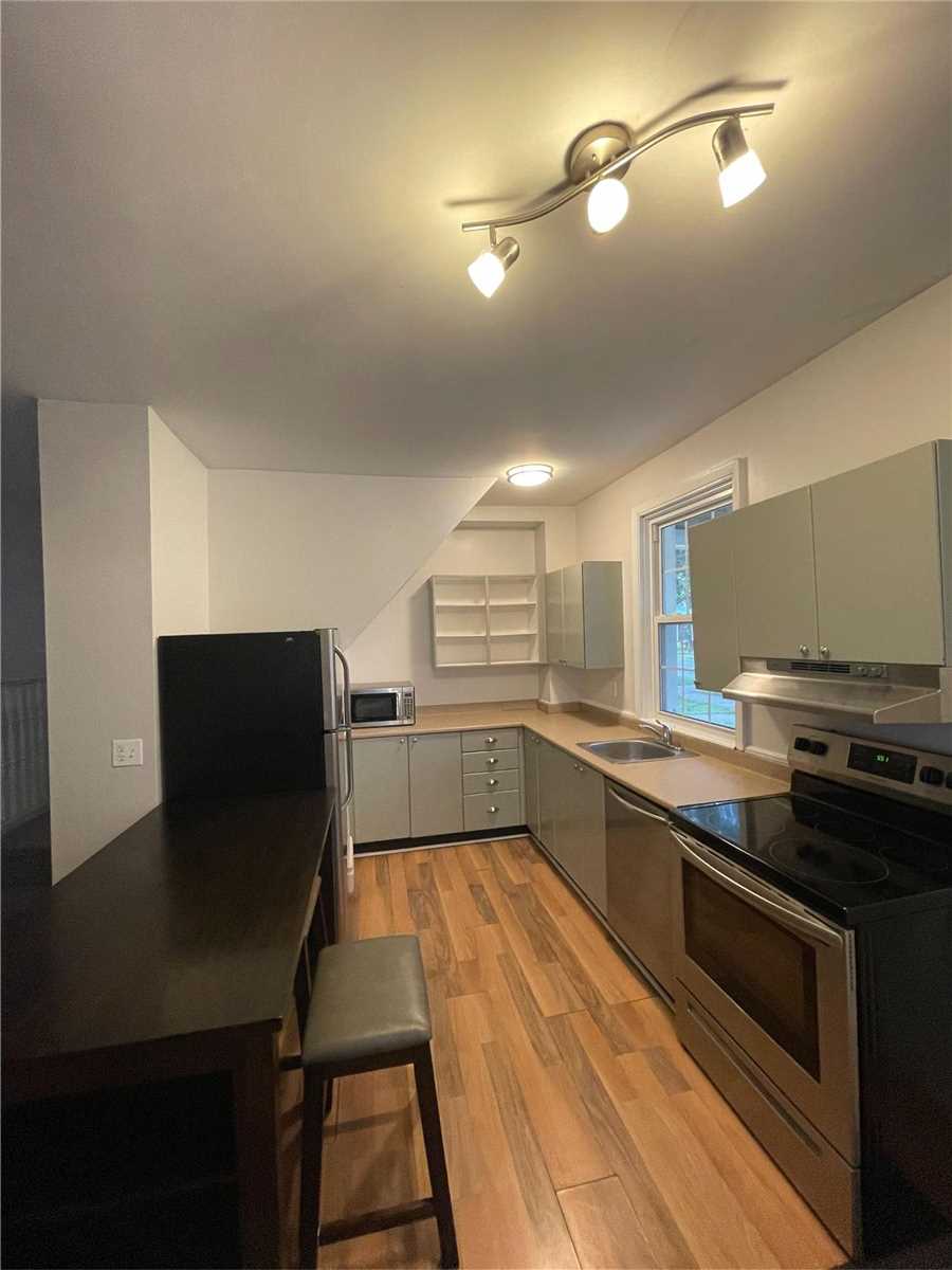 207 Perry St #A Property Photo 1