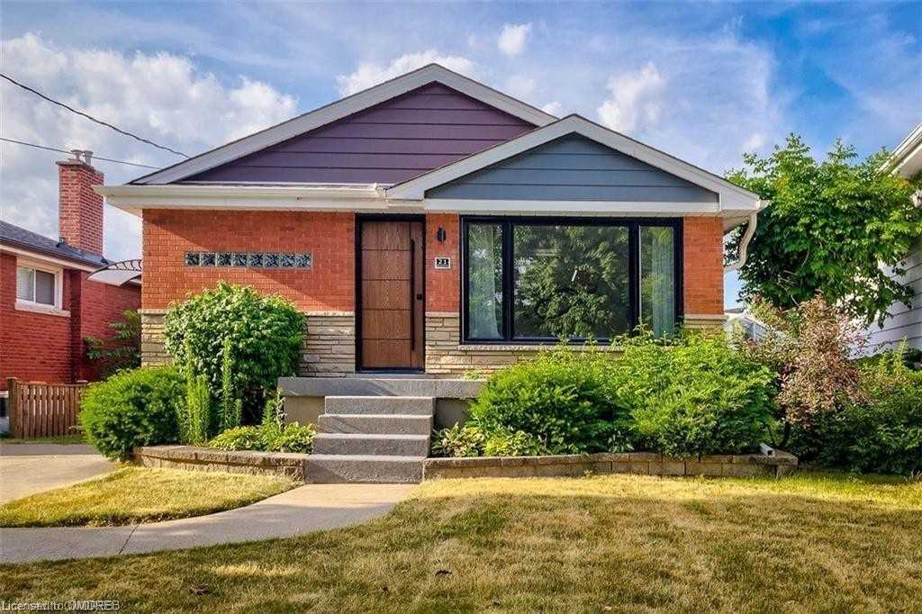 21 Nova Dr #Upper Property Photo 1