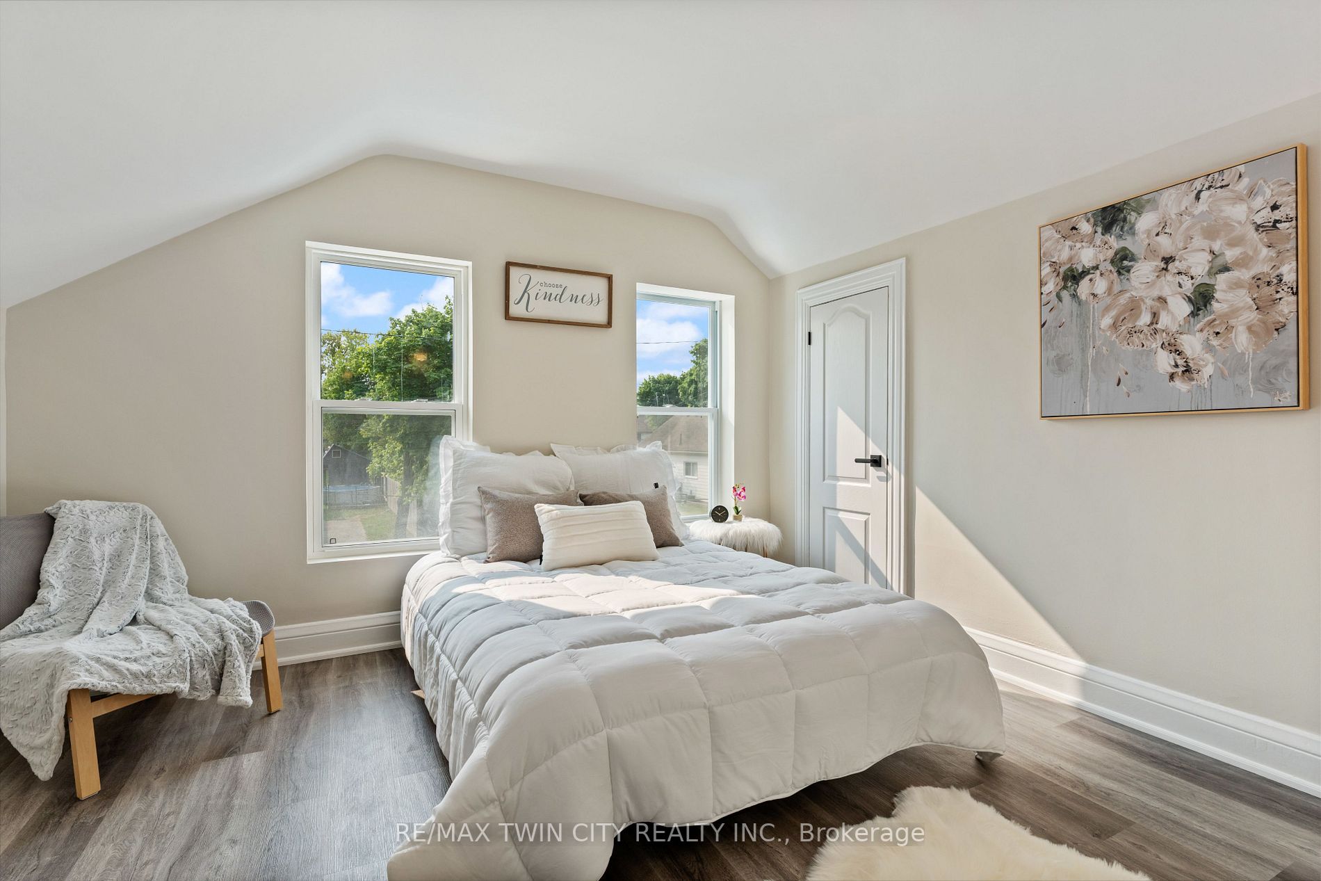 20 House Ave Property Photo 22