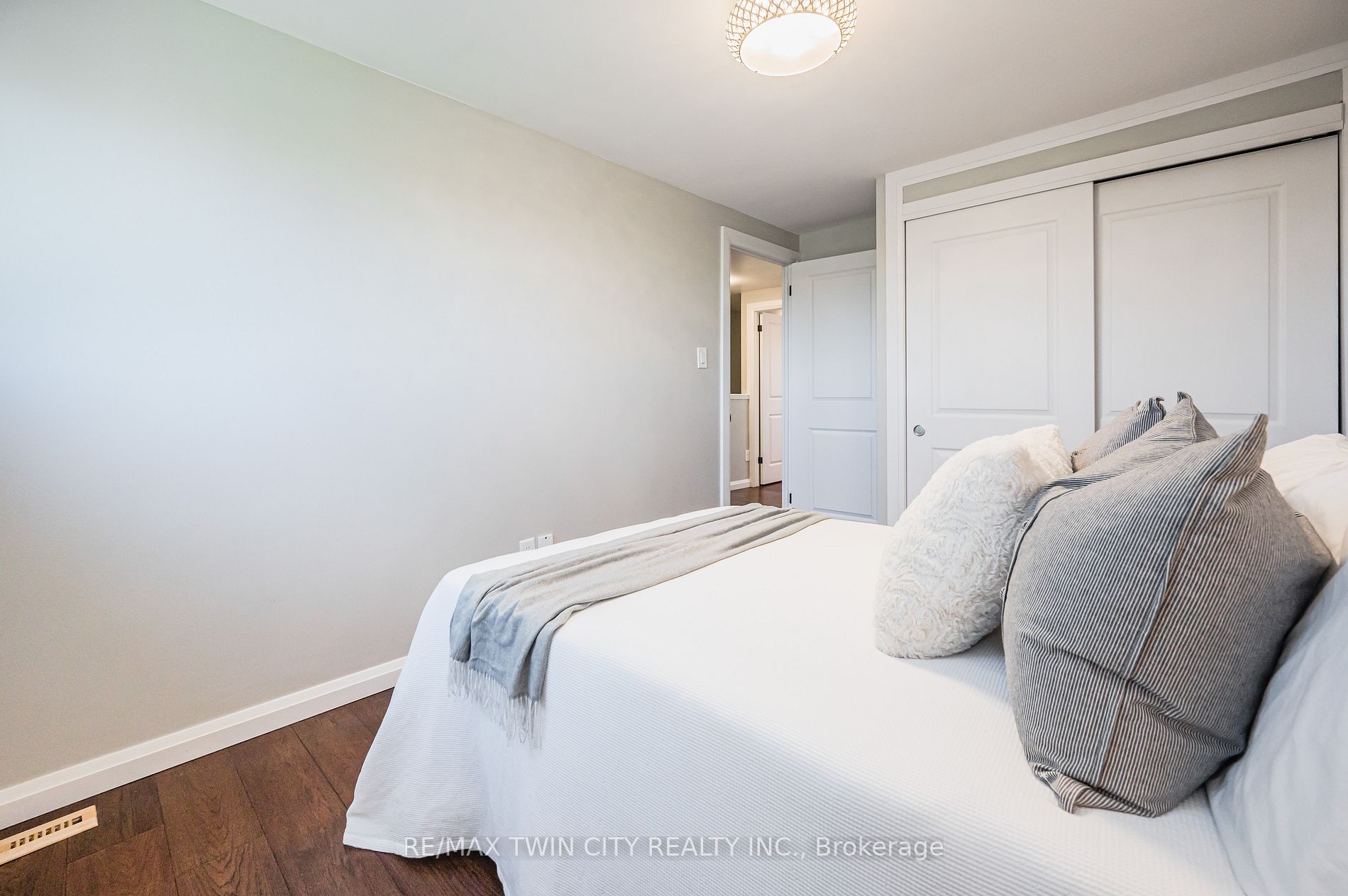25 Upper Canada Dr #21 Property Photo 19