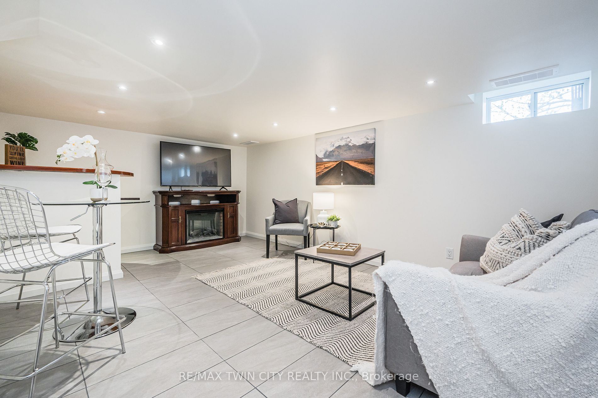 25 Upper Canada Dr #21 Property Photo 24