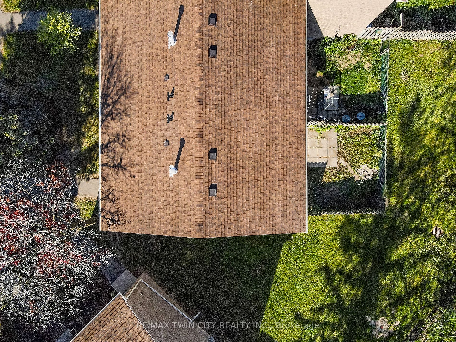25 Upper Canada Dr #21 Property Photo 34