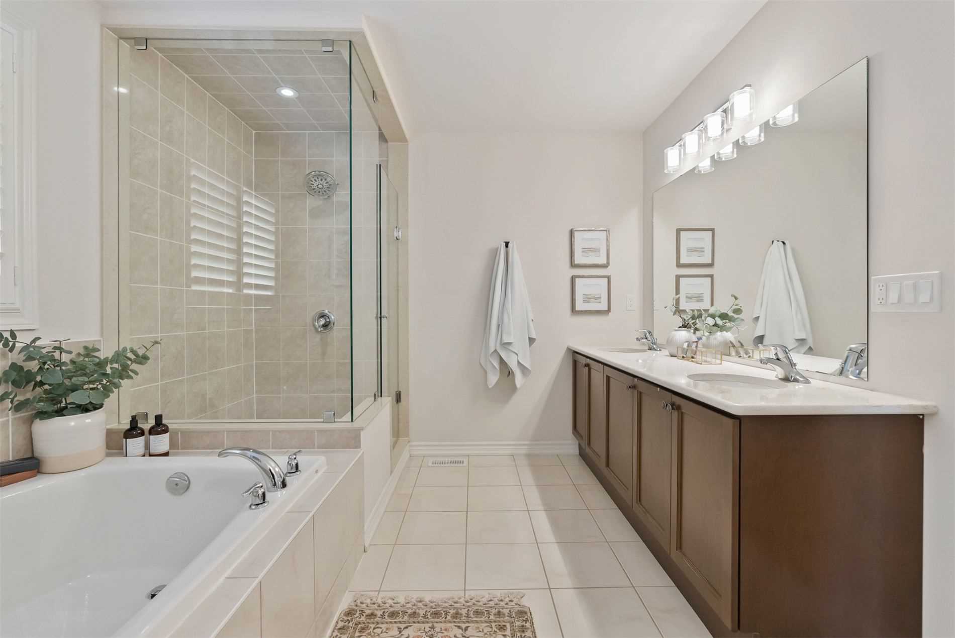 31 Voyageur St Property Photo 24