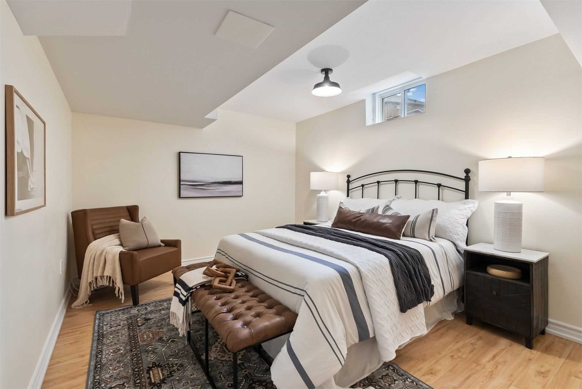 31 Voyageur St Property Photo 35