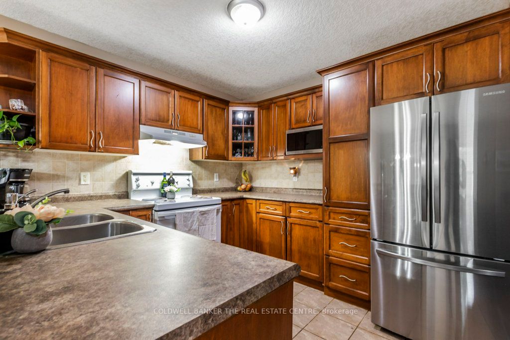 136 Johnston Ave Property Photo 16