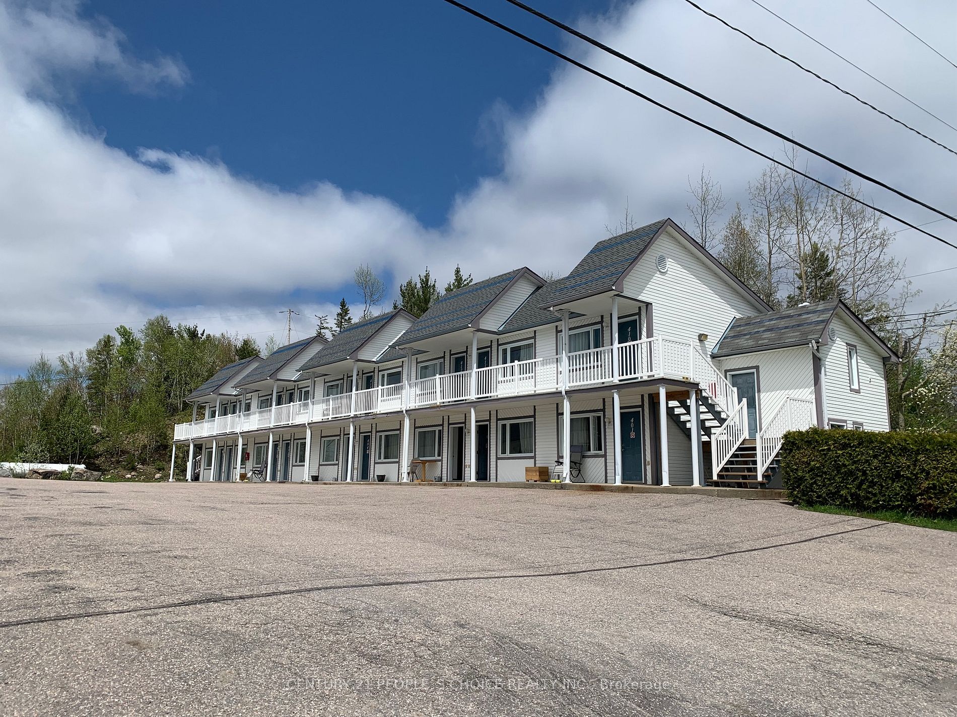 1640 Chemin Kipawa Property Photo 3