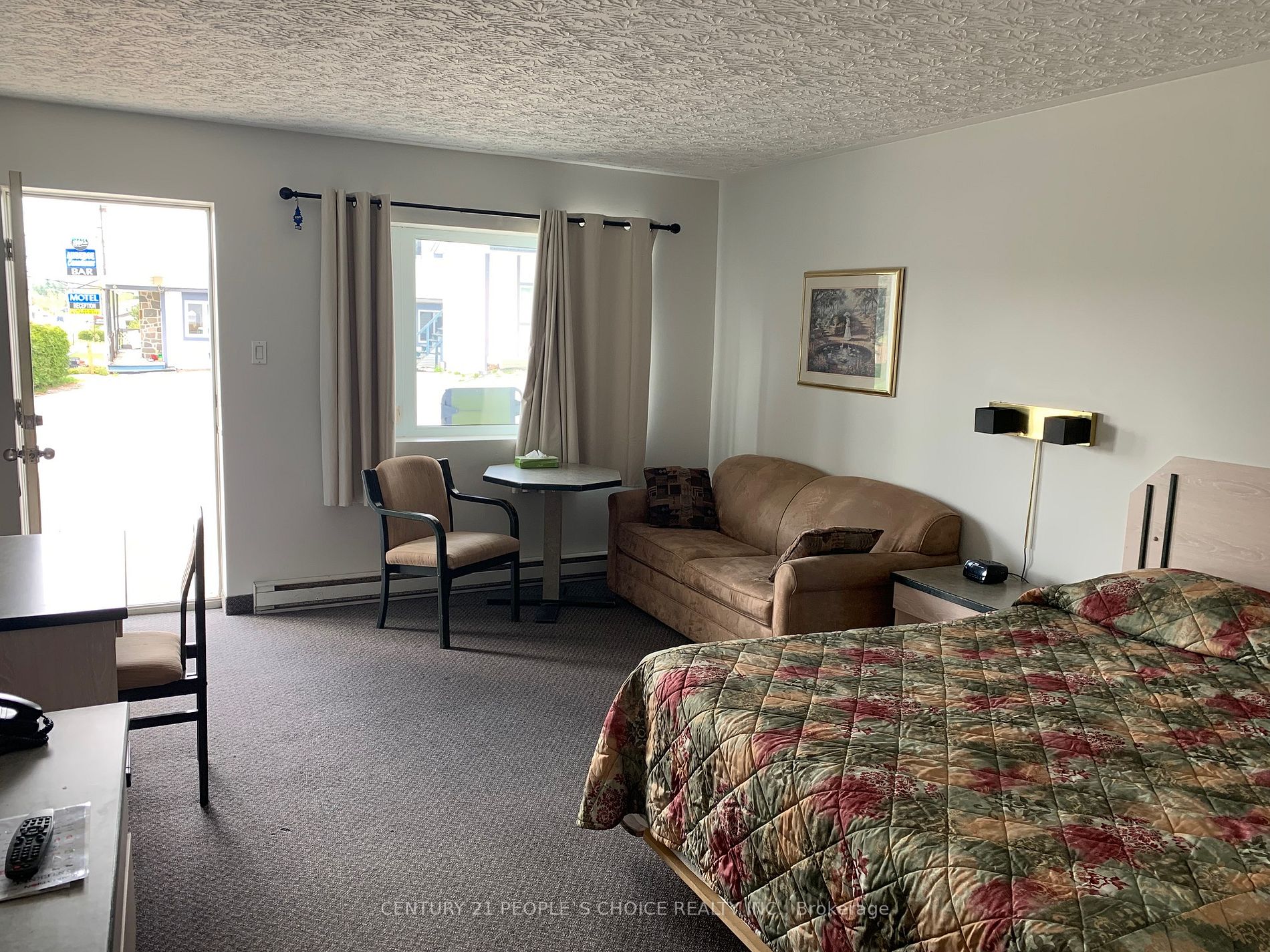 1640 Chemin Kipawa Property Photo 13