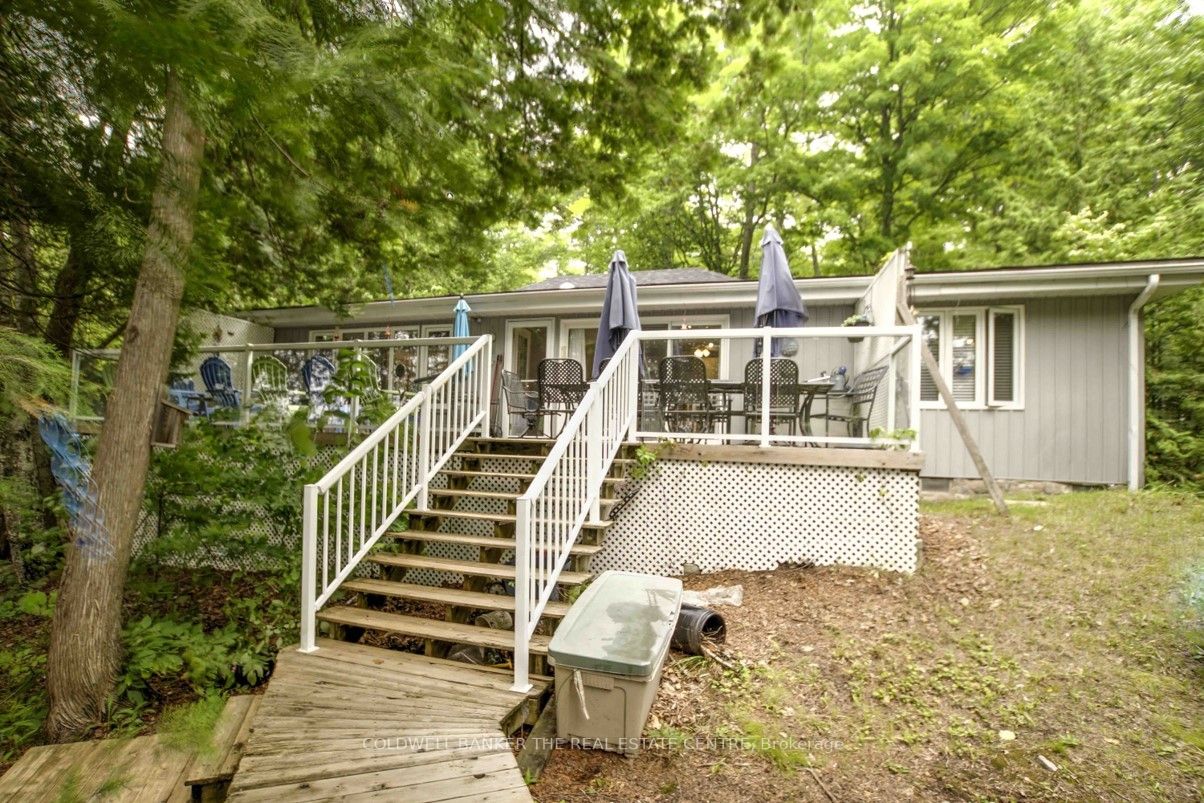 202 Rustic Tr Property Photo 2
