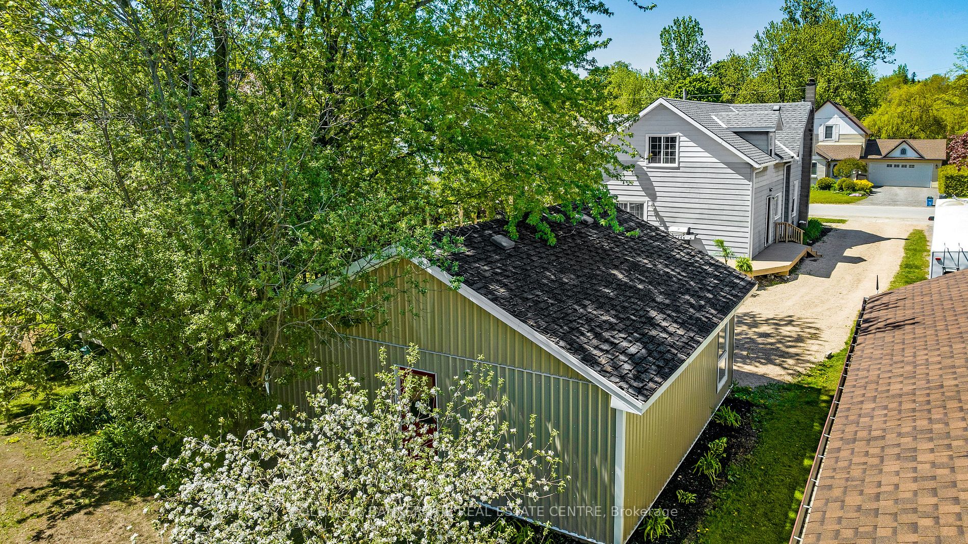 29 Gier St Property Photo 12