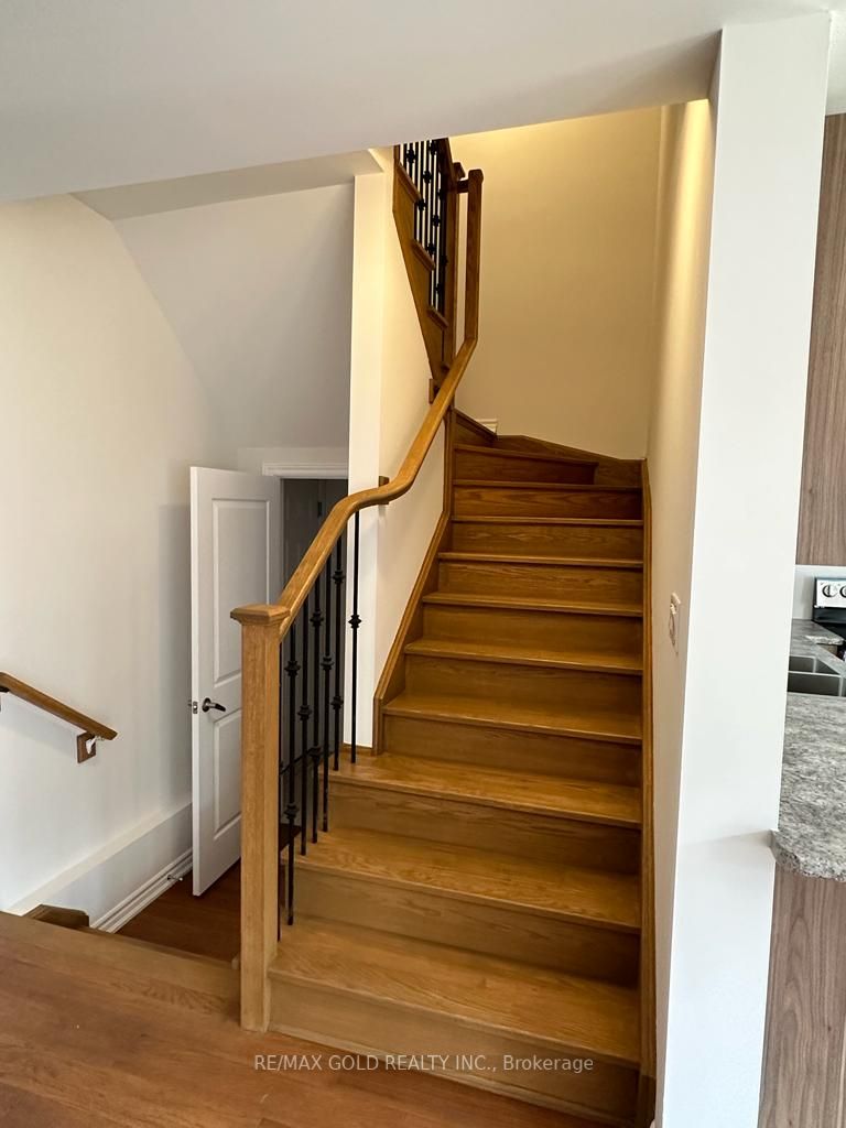 130 Renfrew Tr Property Photo 10