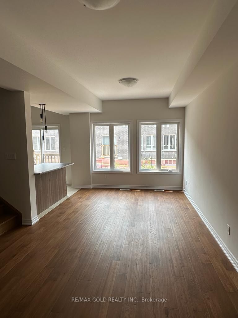 130 Renfrew Tr Property Photo 11