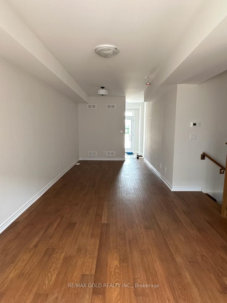 130 Renfrew Tr Property Photo 12
