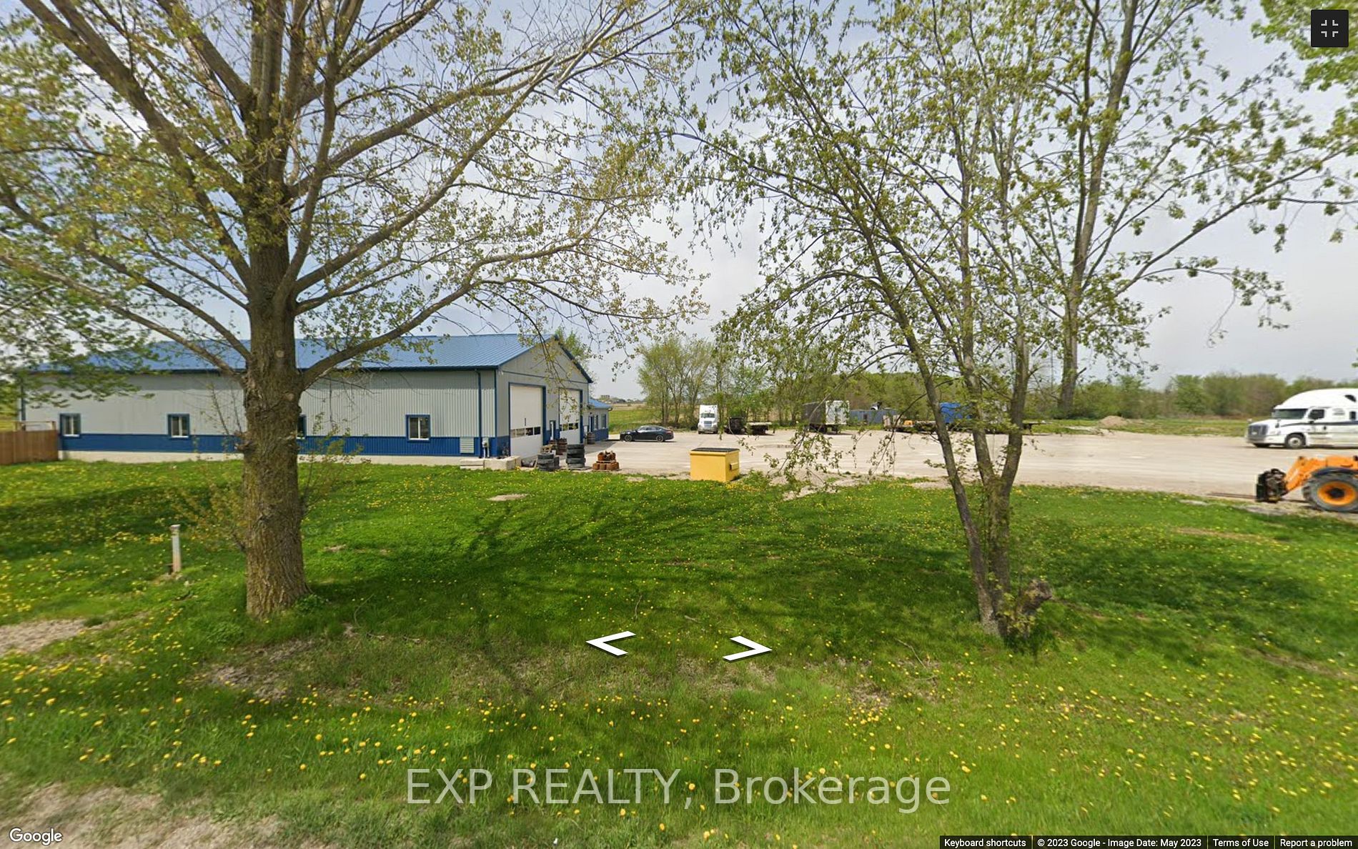 285673 And 285681 Airport Rd Property Photo 10