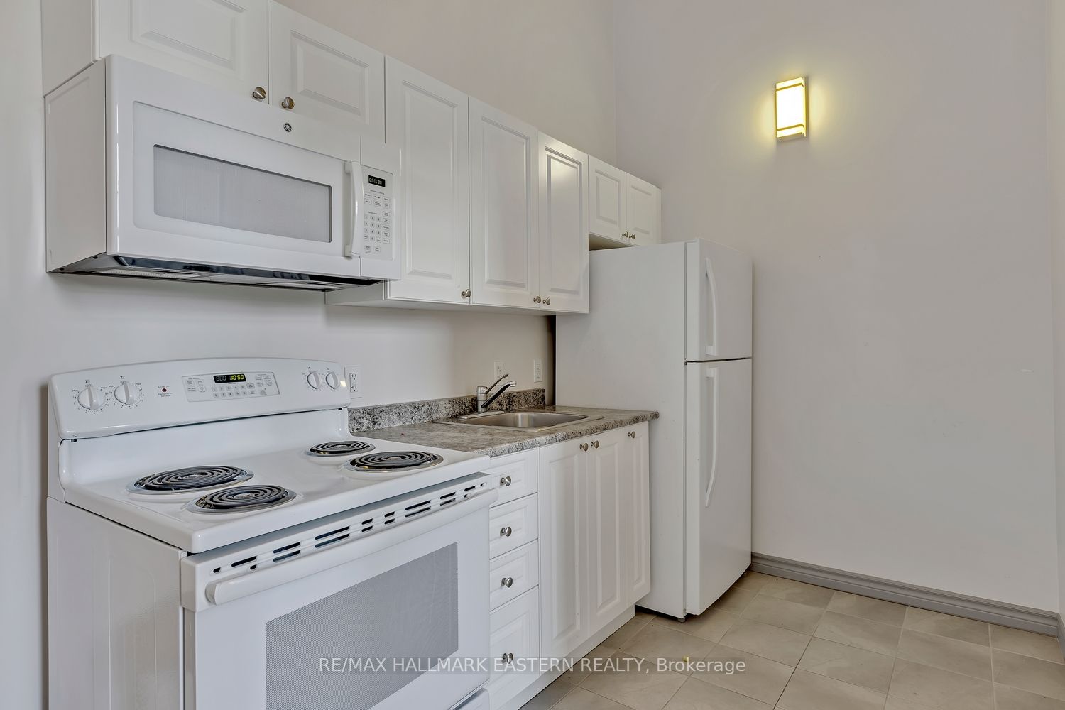 400 Wolfe St Property Photo 10