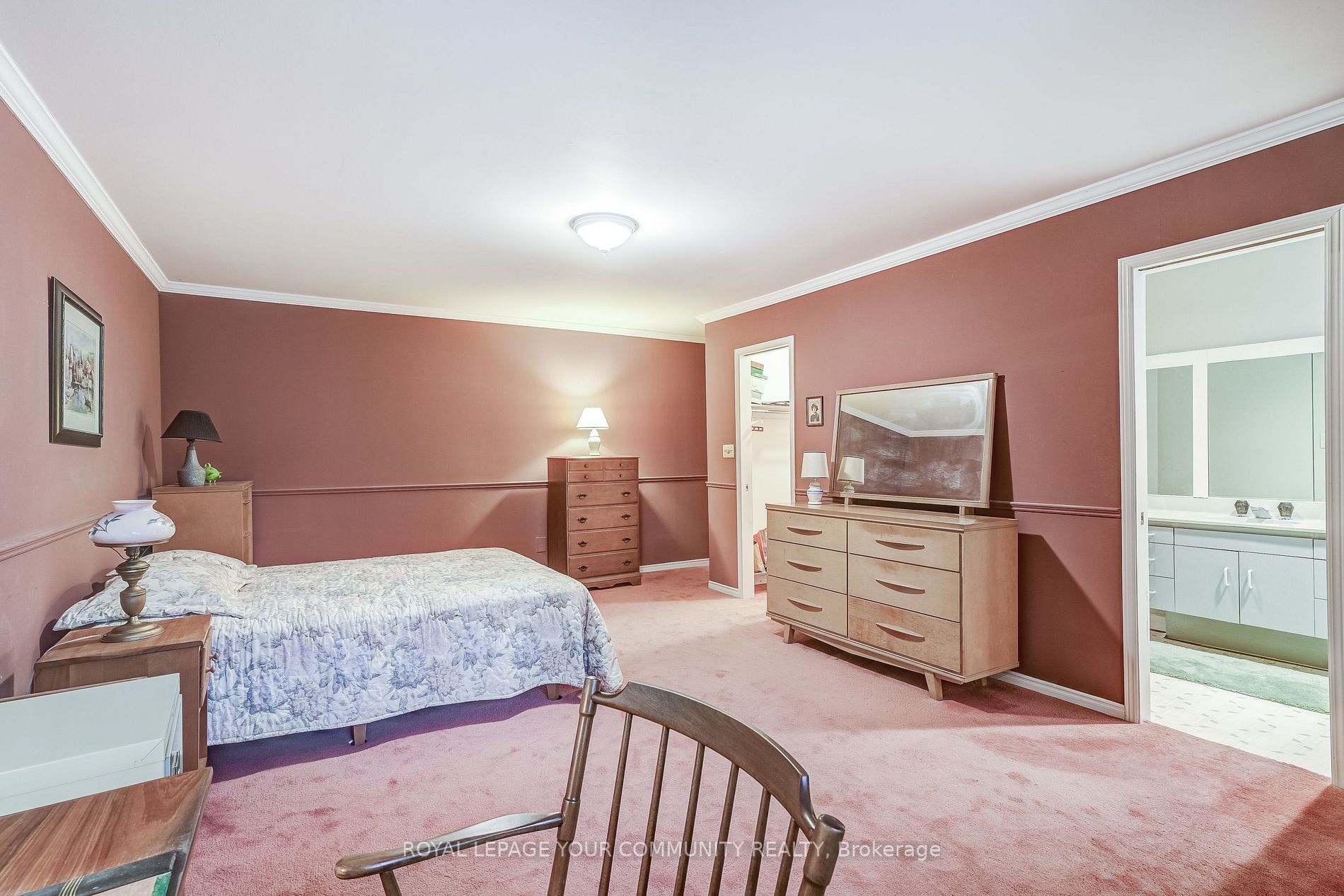 80 Parklane Cres Property Photo 26