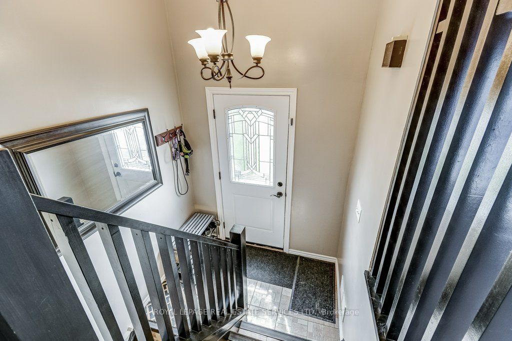 123 Ashgrove Ave Property Photo 19