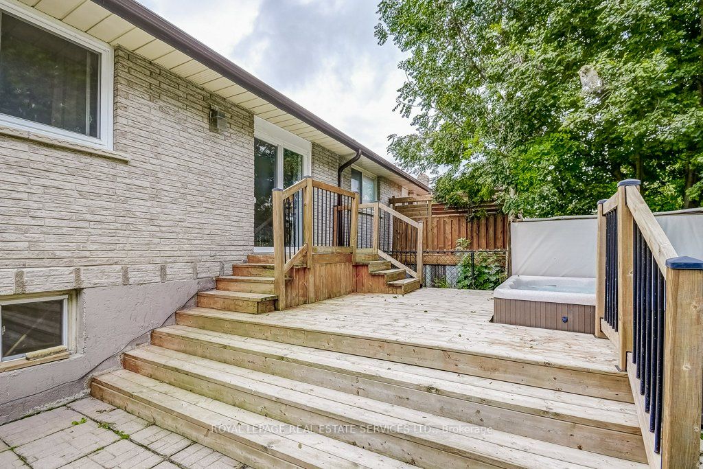 123 Ashgrove Ave Property Photo 23