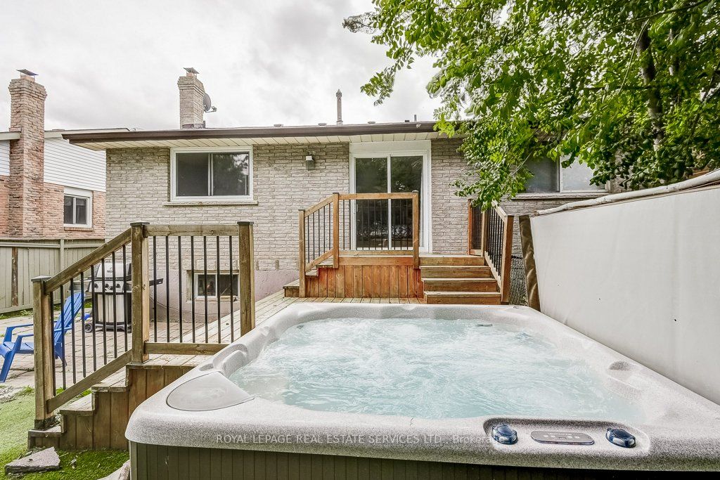 123 Ashgrove Ave Property Photo 24