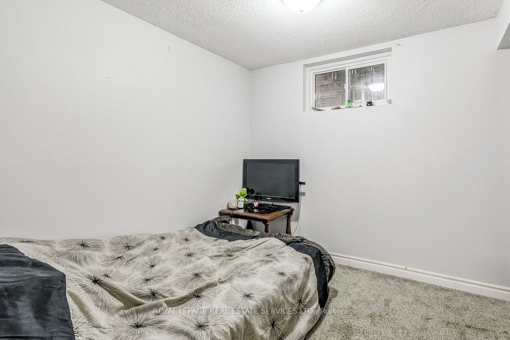123 Ashgrove Ave Property Photo 34
