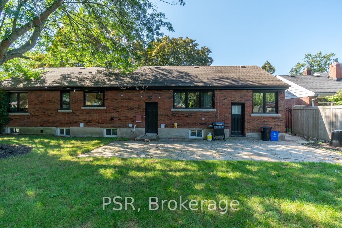 5678 Woodland Blvd Property Photo 6