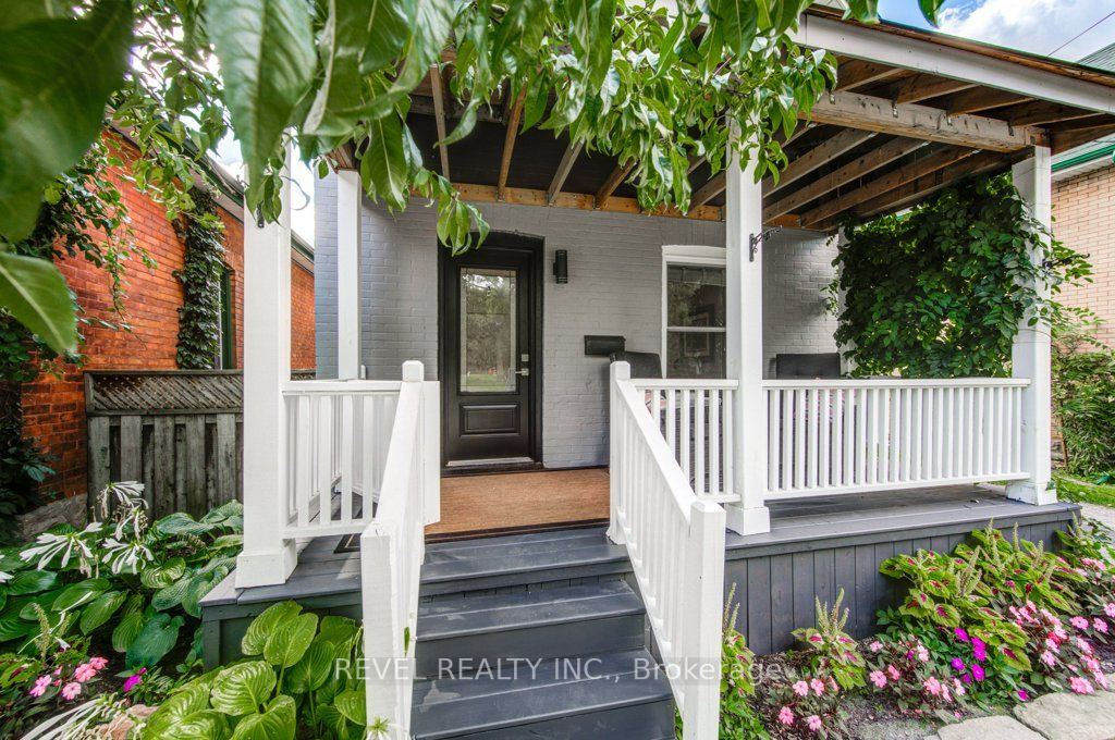 86 Spring St Property Photo 2