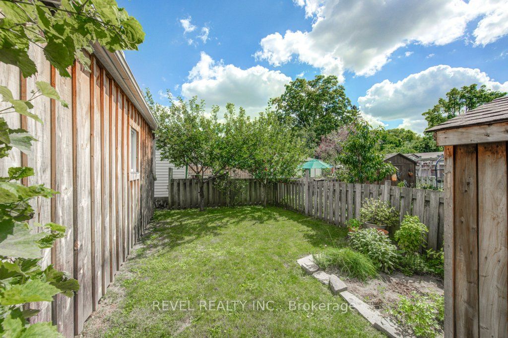 86 Spring St Property Photo 7