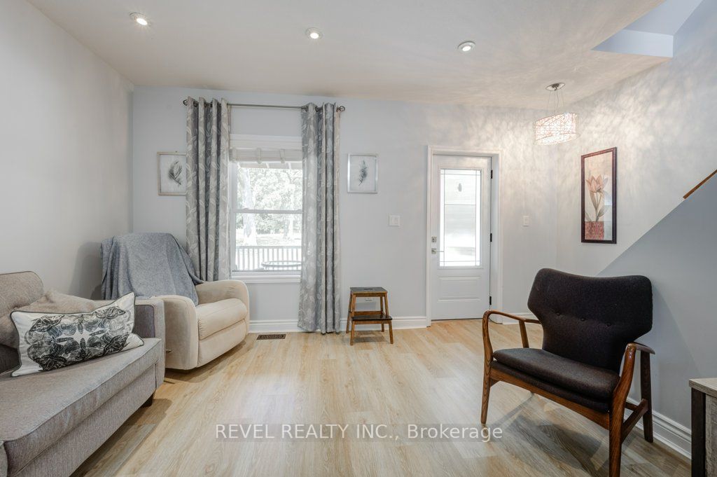 86 Spring St Property Photo 14