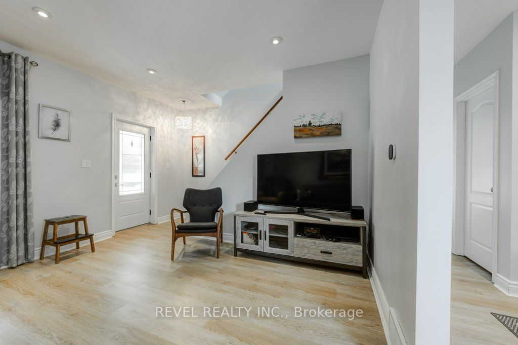 86 Spring St Property Photo 15