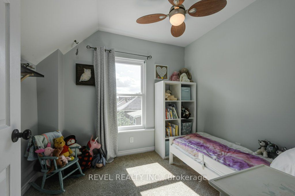86 Spring St Property Photo 28