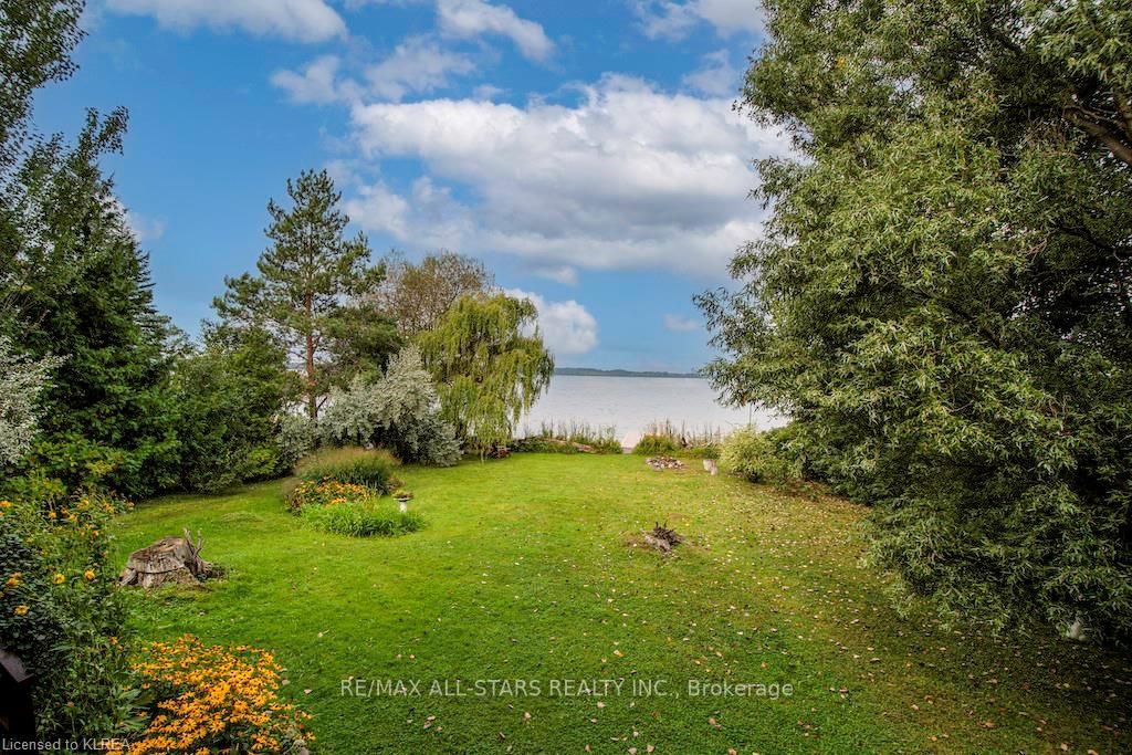 37 Island View Rd Property Photo 4