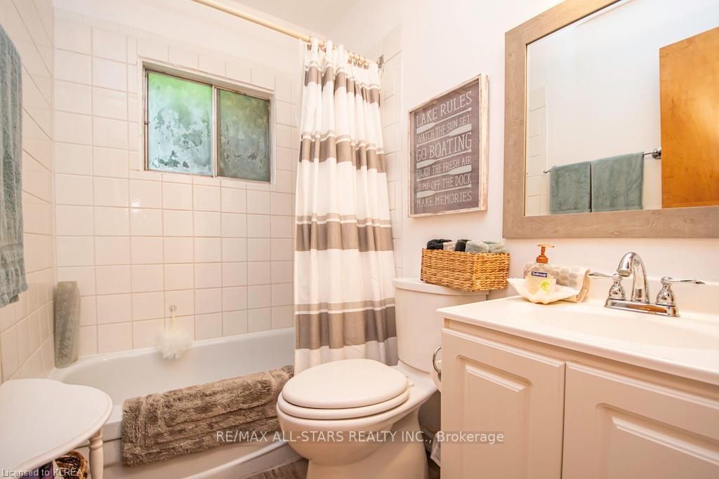 37 Island View Rd Property Photo 23