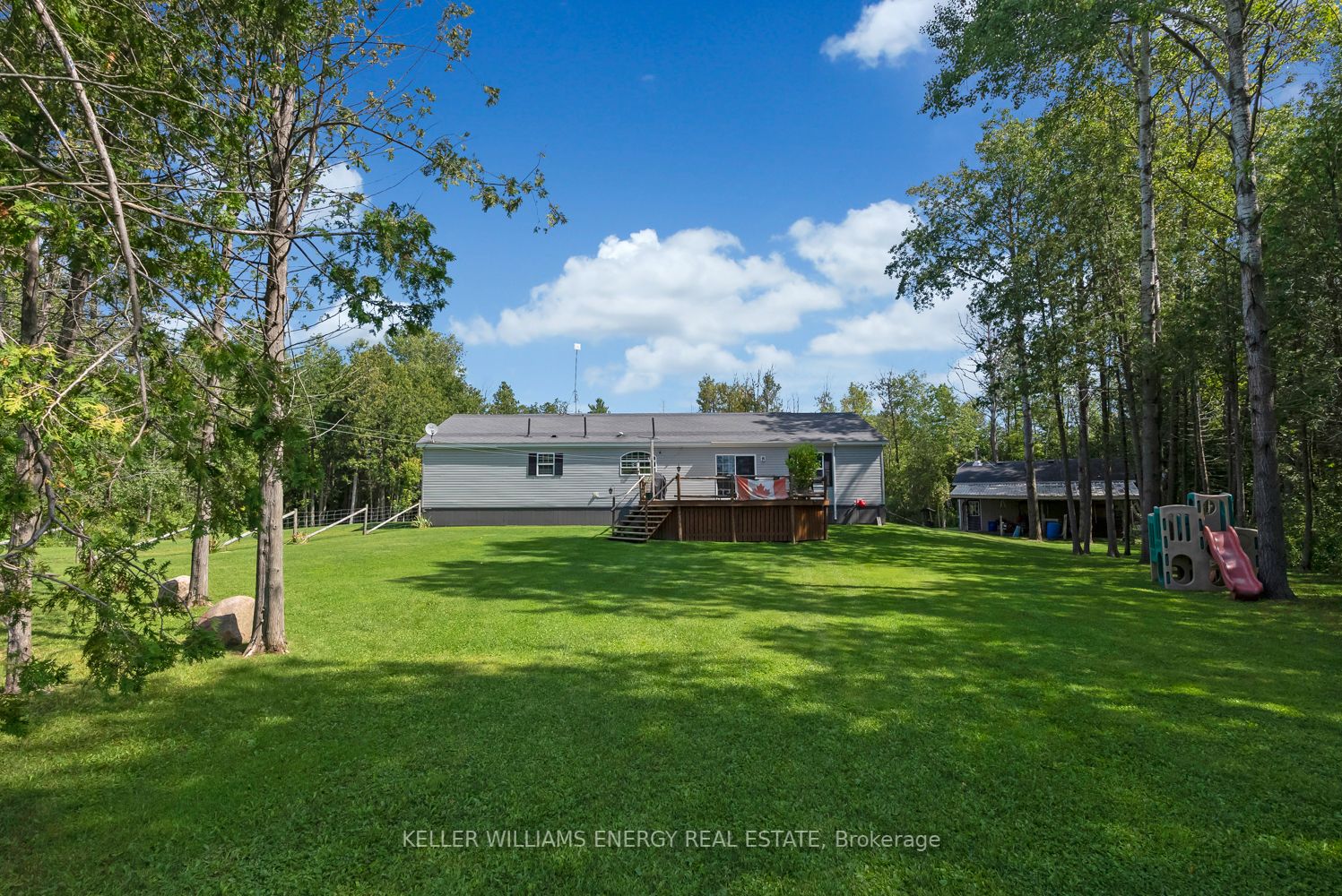 946 County Rd 22 Property Photo 27