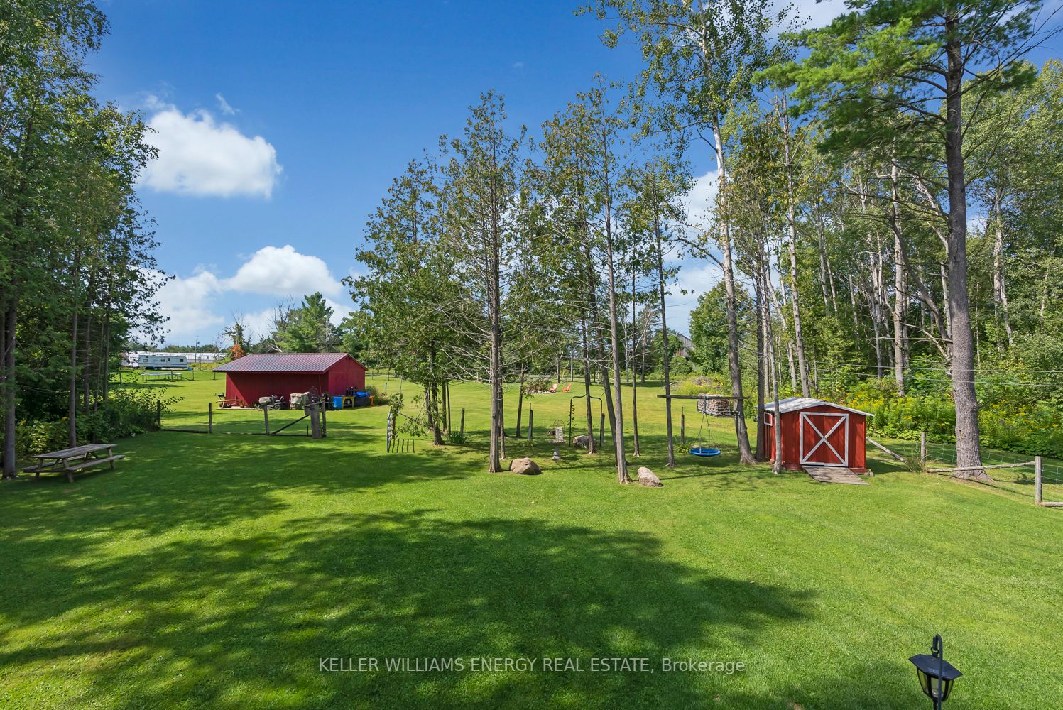 946 County Rd 22 Property Photo 28