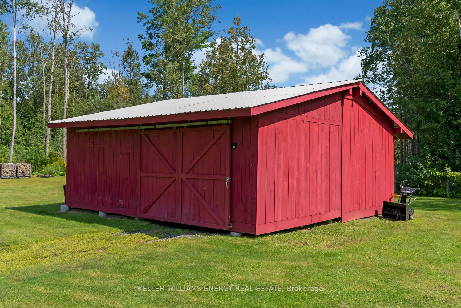 946 County Rd 22 Property Photo 30