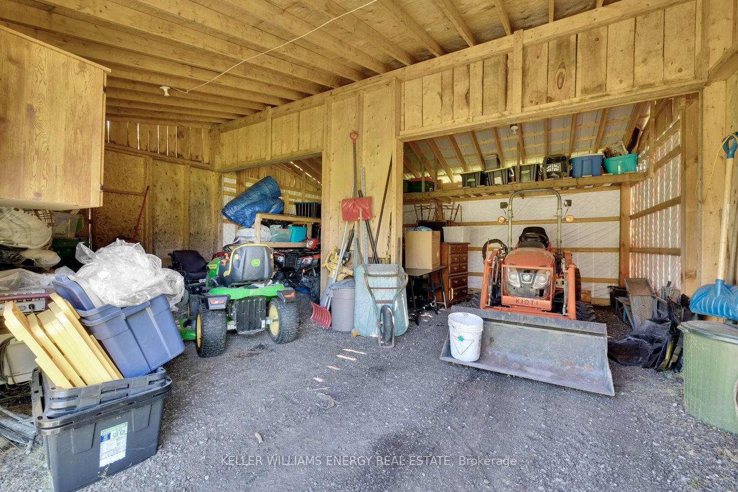 946 County Rd 22 Property Photo 31