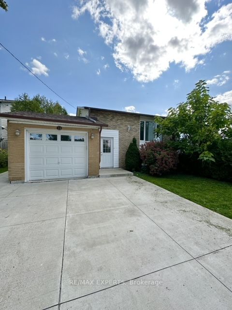 71 Adis Ave Property Photo