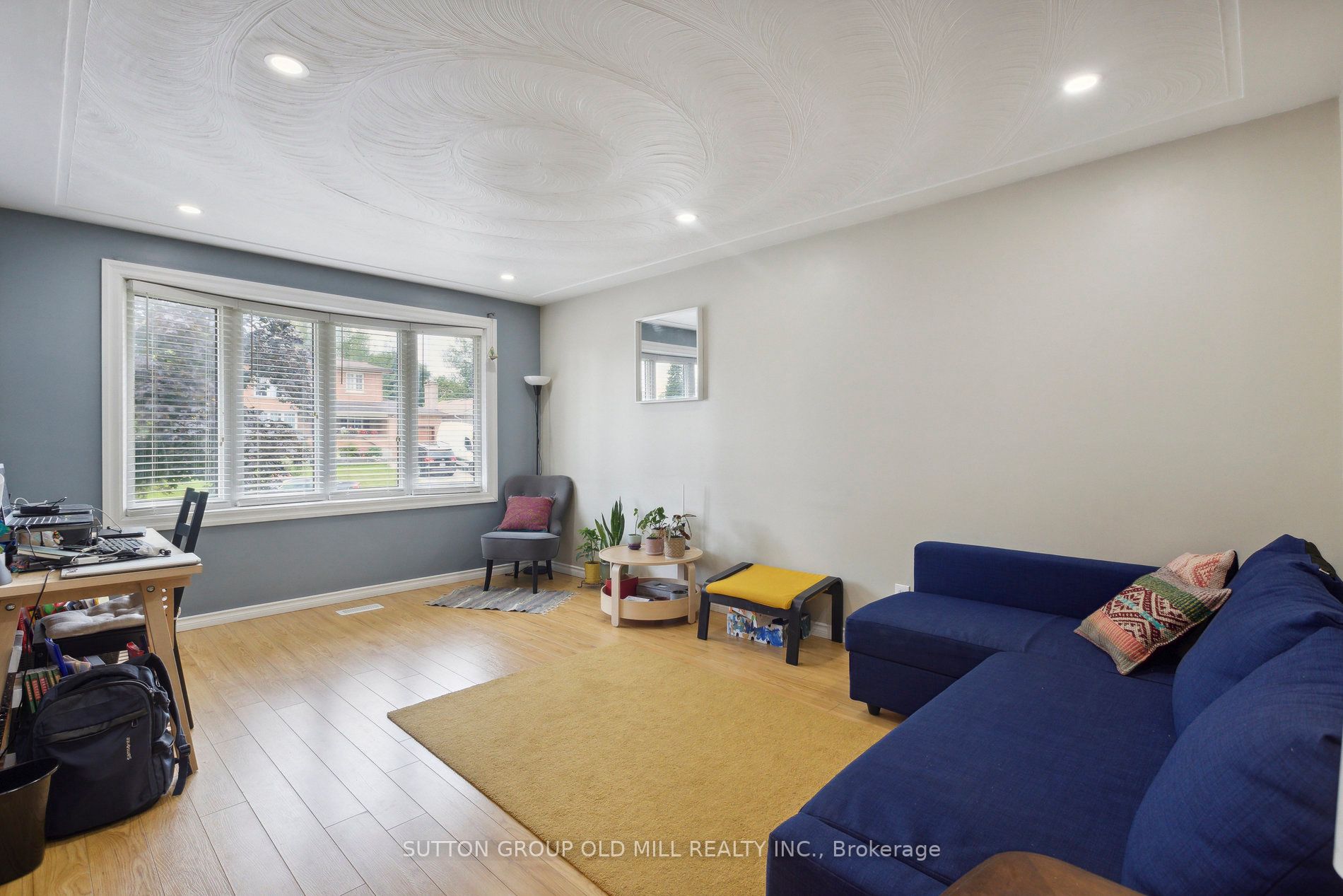 140 Brant Ave Property Photo 4