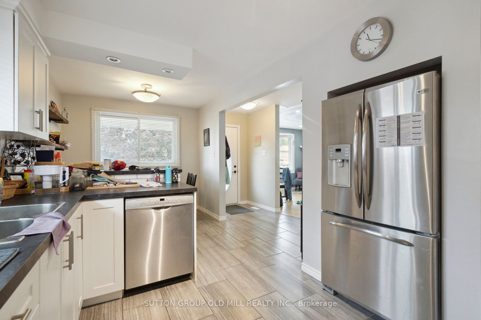 140 Brant Ave Property Photo 7