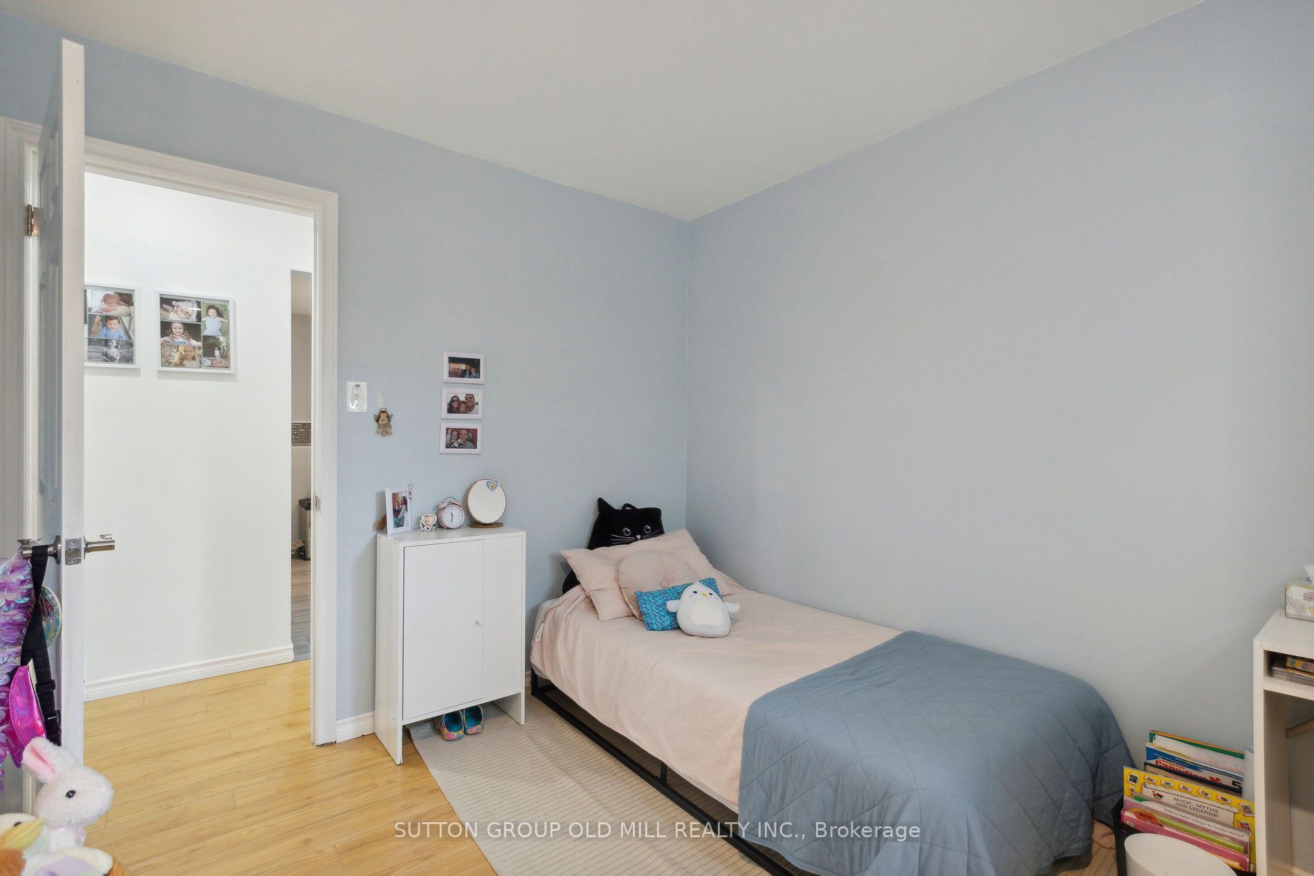 140 Brant Ave Property Photo 10