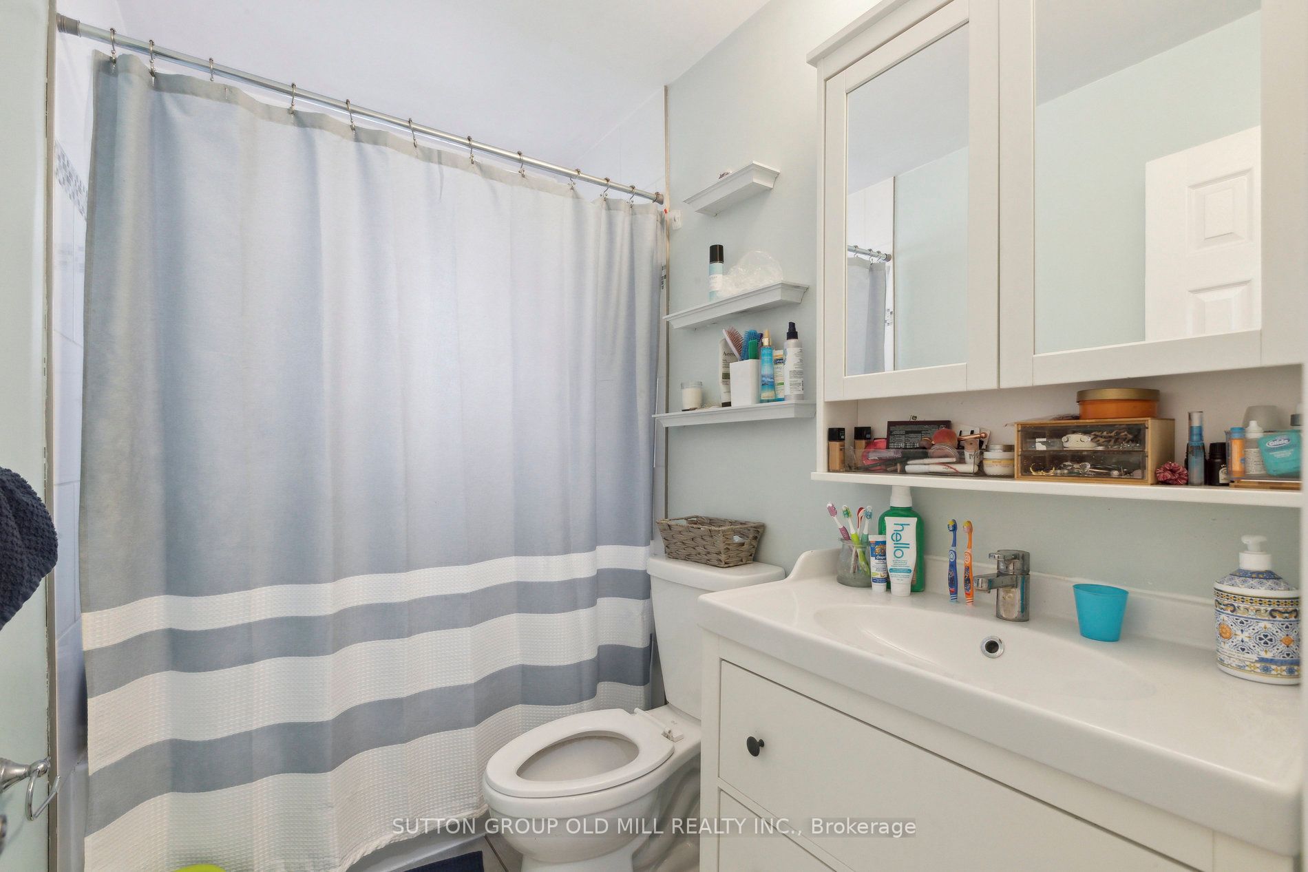 140 Brant Ave Property Photo 14
