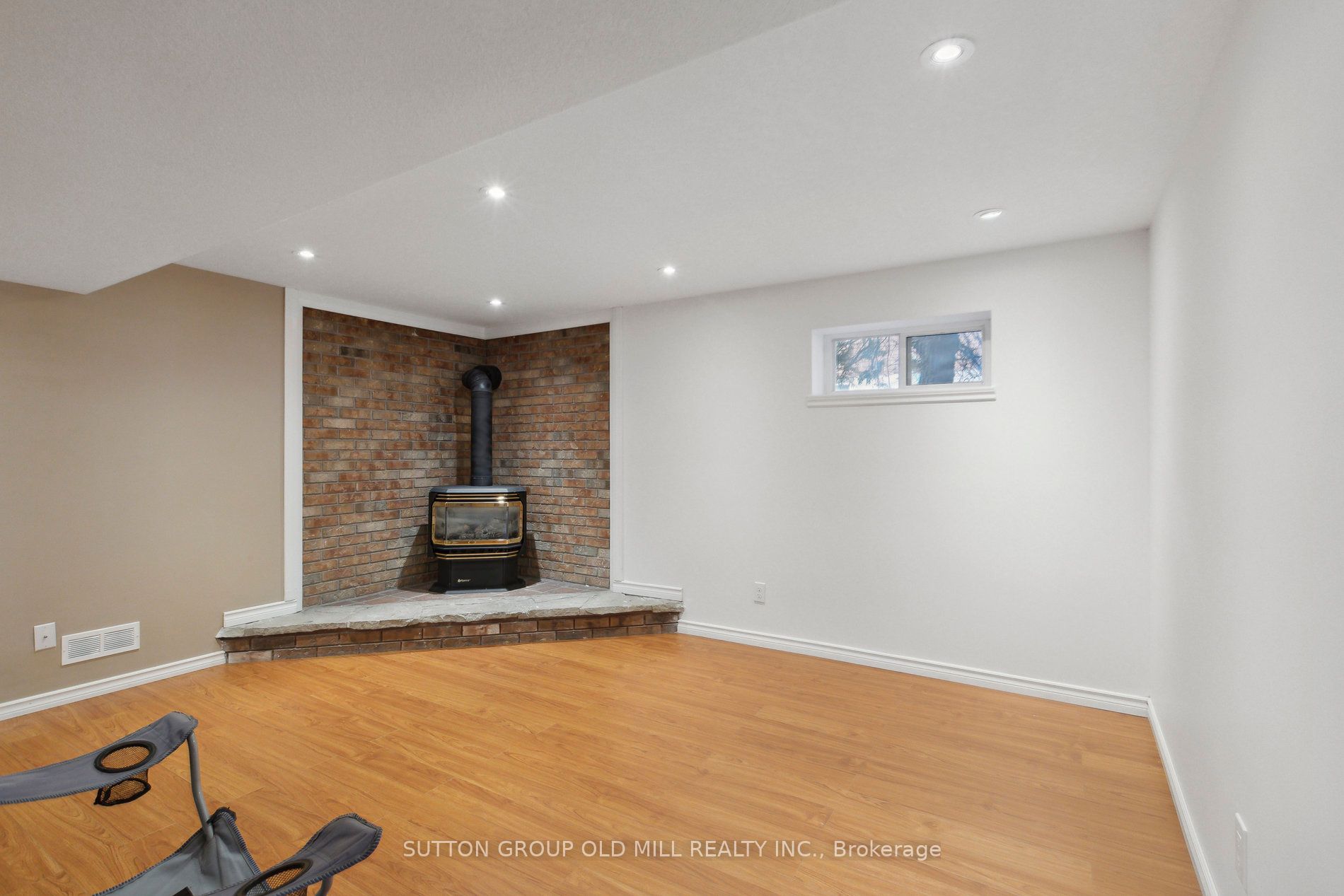 140 Brant Ave Property Photo 19