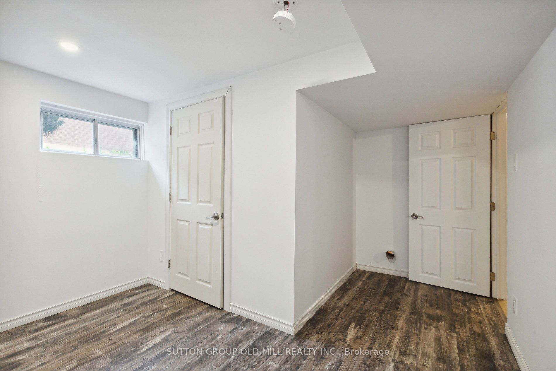140 Brant Ave Property Photo 25