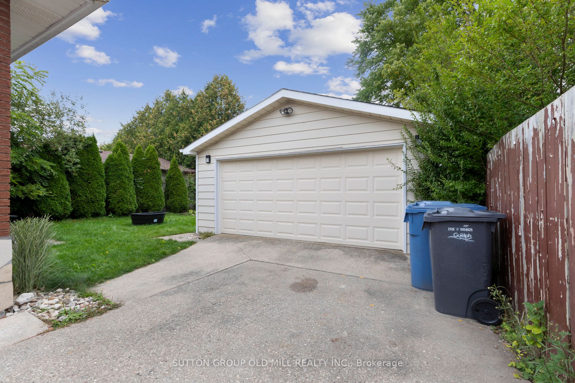 140 Brant Ave Property Photo 33