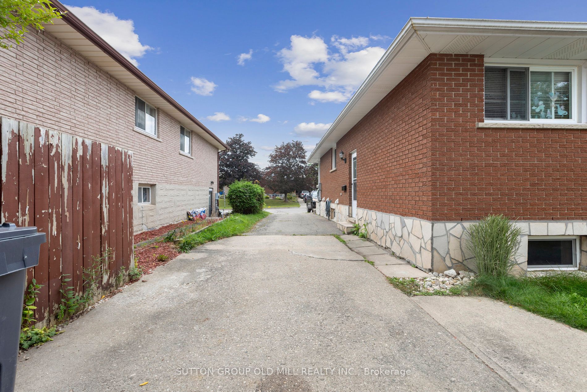 140 Brant Ave Property Photo 39